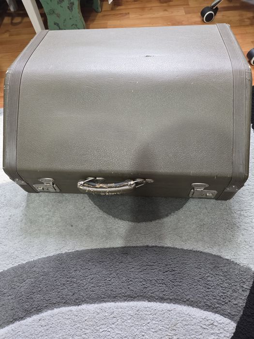 Vând acordeon HOHNER Atlantic 4 De Luxe