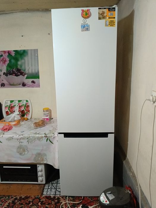 холодильник (xolodilnik, музлатгич, muzlatgich)