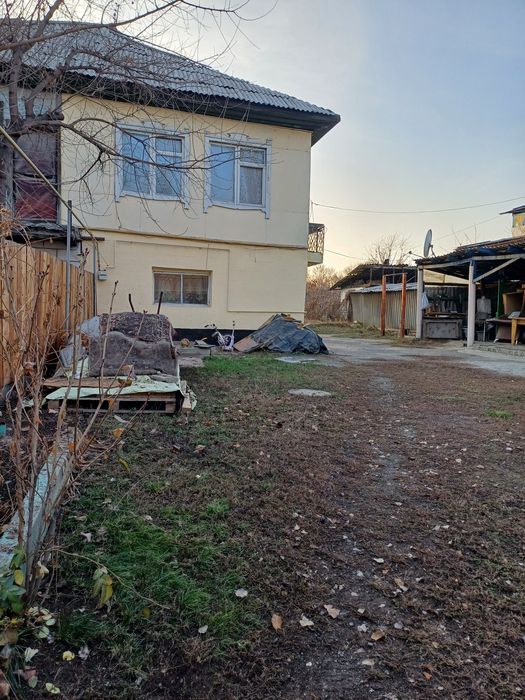 Продам дом частныи