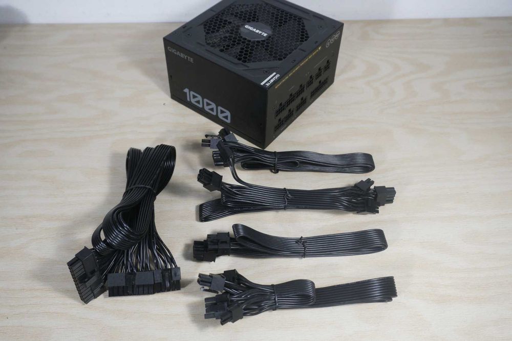 Захранване PSU Gigabyte 1000W Gold P1000GM / вкл ДДС