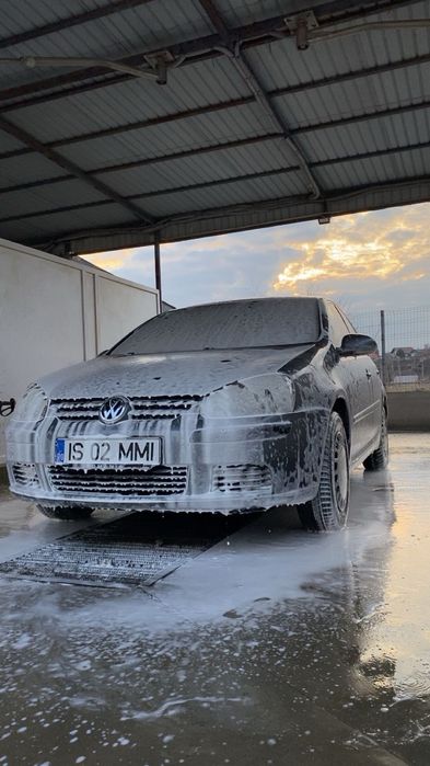 De vanzare golf 5