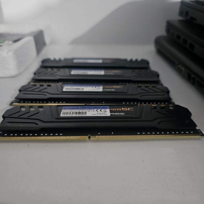 EVGA SuperSC 16GB DDR4-2800 Рам Ram Памет Геймърски