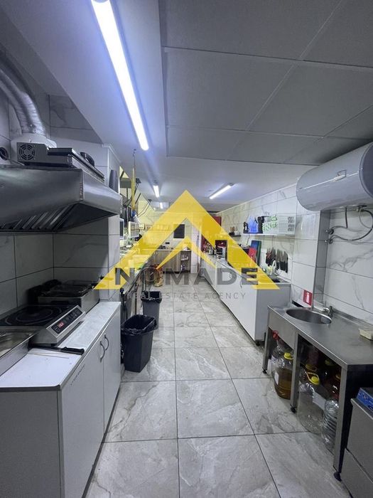 Дава се под наем Заведение в Пловдив, Център - 160 кв.м за 765 € - Снимка #2