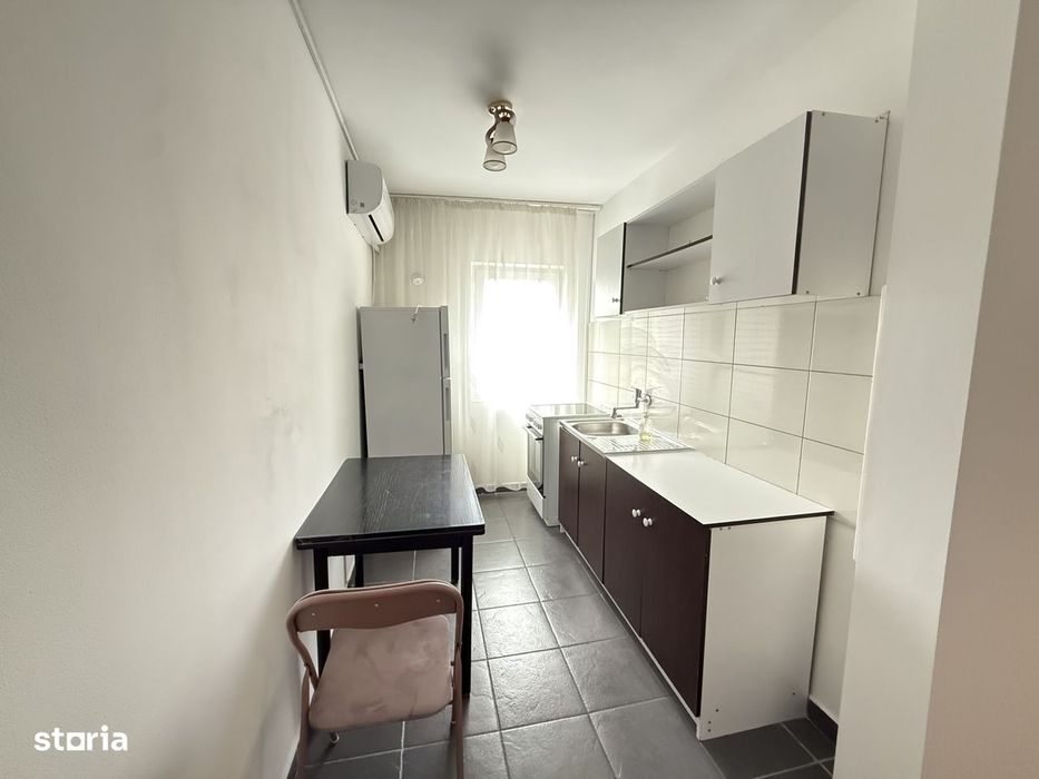 Apartament spatios, o camera, 31 mp utili + balcon - Buziasului — fotografia 3