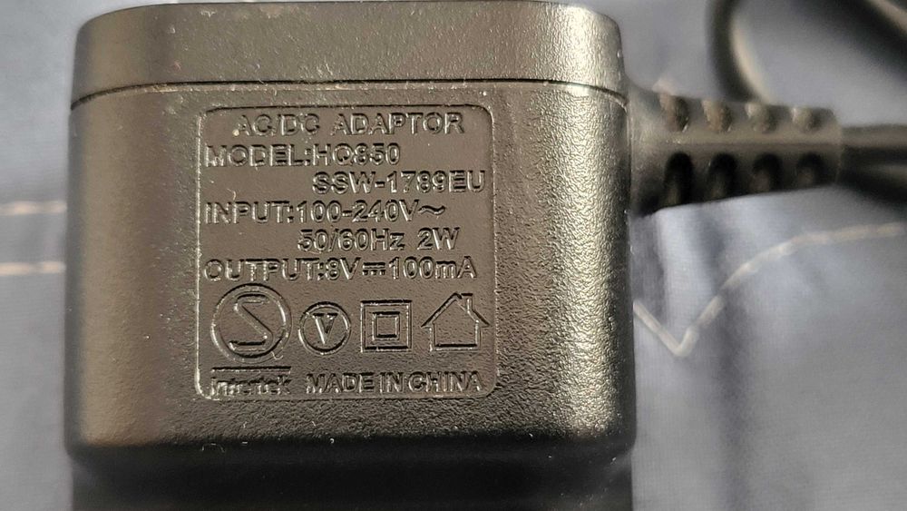 PHILIPS 8V-100mA Incarcator masina tuns