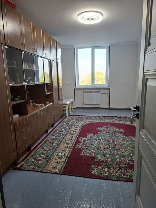 Продаётся  своя 3х комнатная уютная квартира.