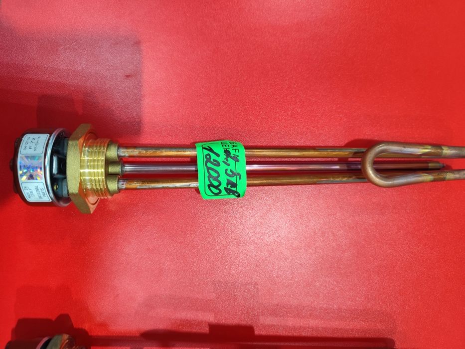 Тены Аристон в оригинале.