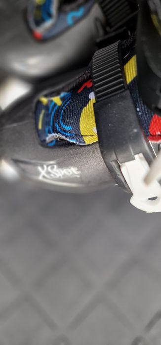 Role unisex cu cască