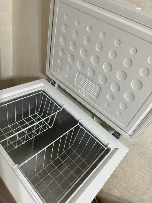 Продам морозильник