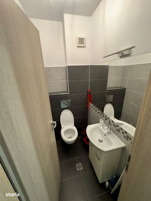 3 camere Semidecomandat | 2 bai | Parcare | Mobilat Utilat | Curte