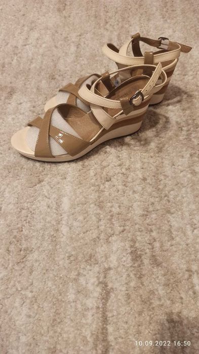 Босоножки  сандалии.