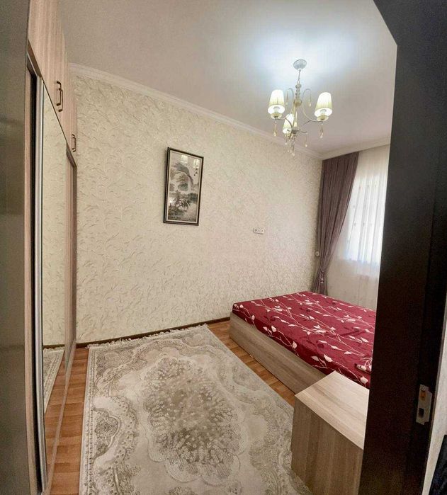 Продаеться 2-x комнатная квартира, 12 квартал Юнусабад дом 11-а