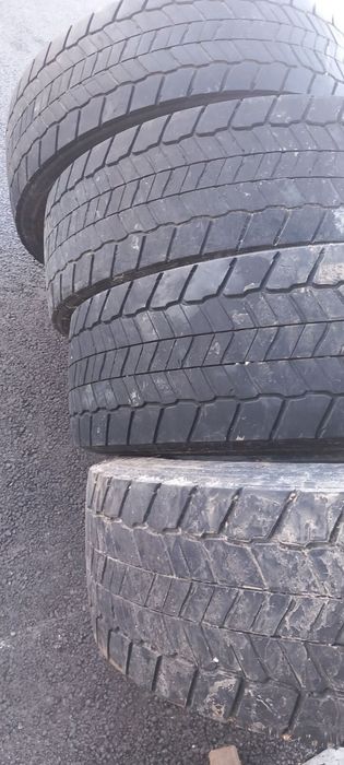 Гуми за камион 315/70 30%
