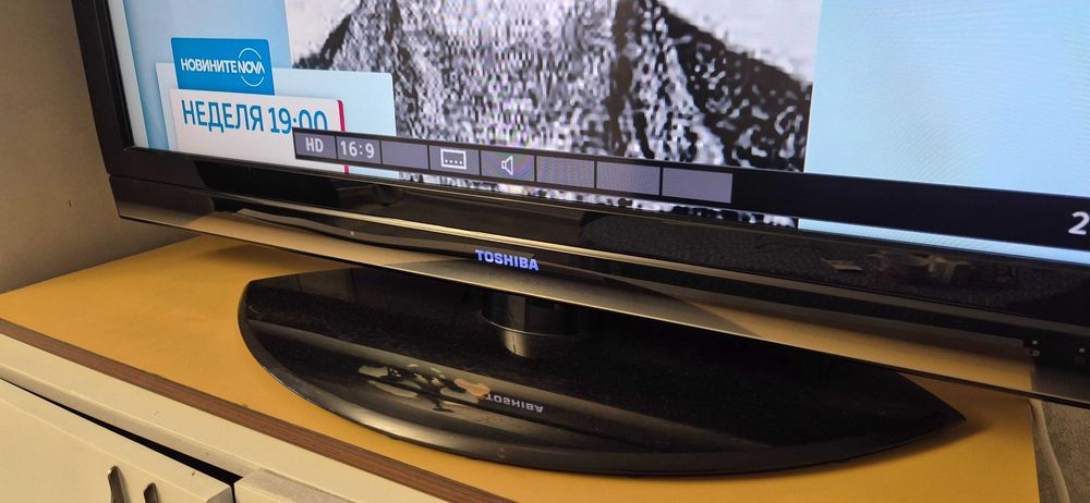 40 " LCD телевизор Toshiba Regza 40XV733