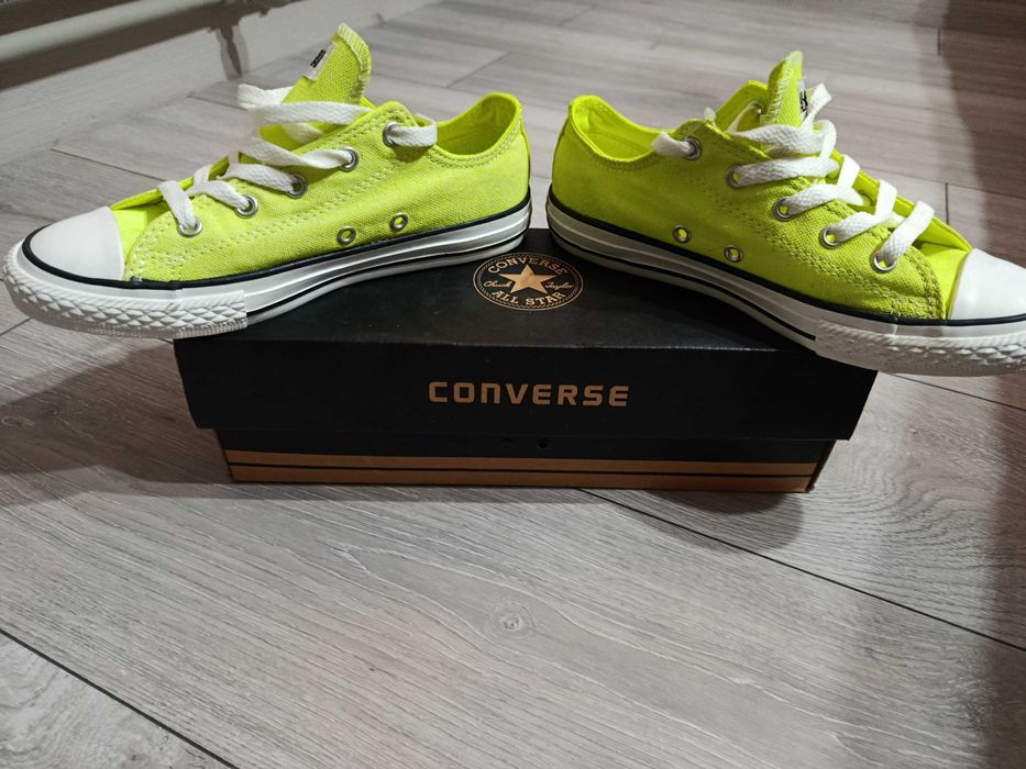 Унисекс кецове Converse ALL STAR Chuck Taylor жълти