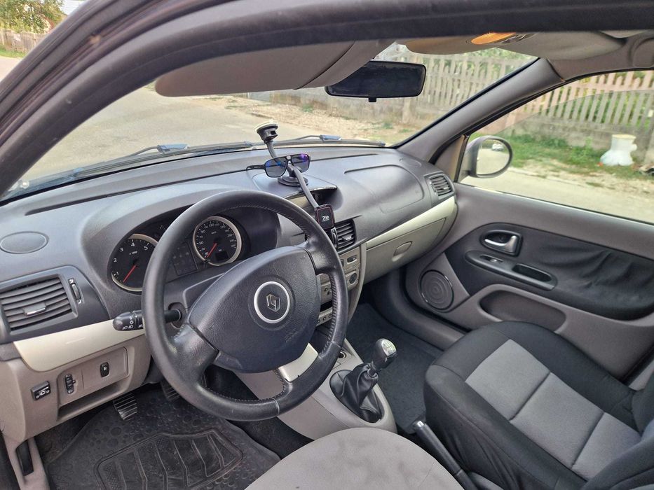 Renault Symbol 2013  GPL