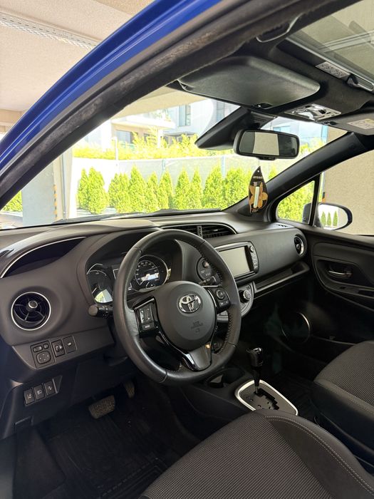 Toyota yaris 2018 Hybrid cutie automata panorama