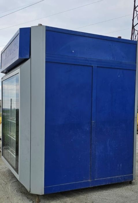 Vând magazin mobil