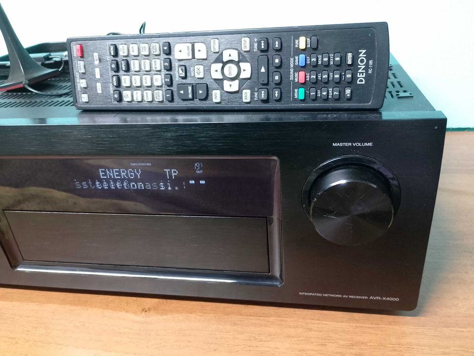 Denon AVR X4000.