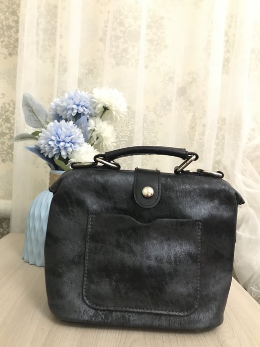Женские сумки за 7500