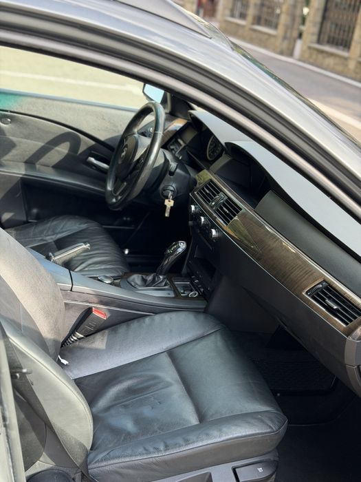 Se vinde bmw e61 520d