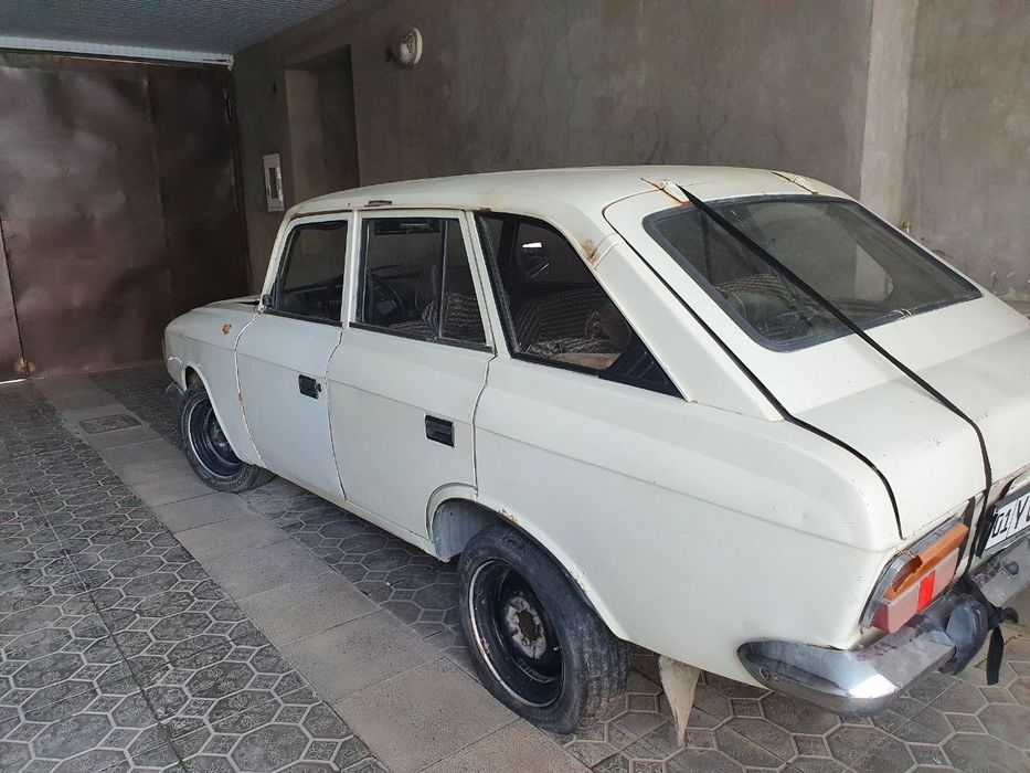 Москвич Комби срочний сотилади