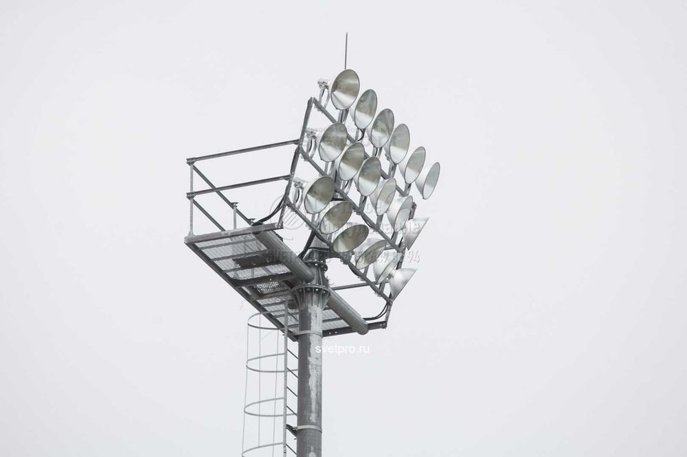Maчты ocвeщeния, 照明桅杆, Lighting masts, Ёритиш мачталари