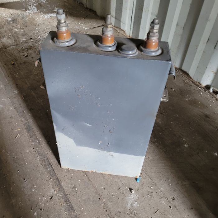 Конденсатор КС2 0,38-50-3у3