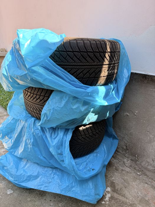 Зимни гуми Goodyear UltraGrip Performance+ Run Flat