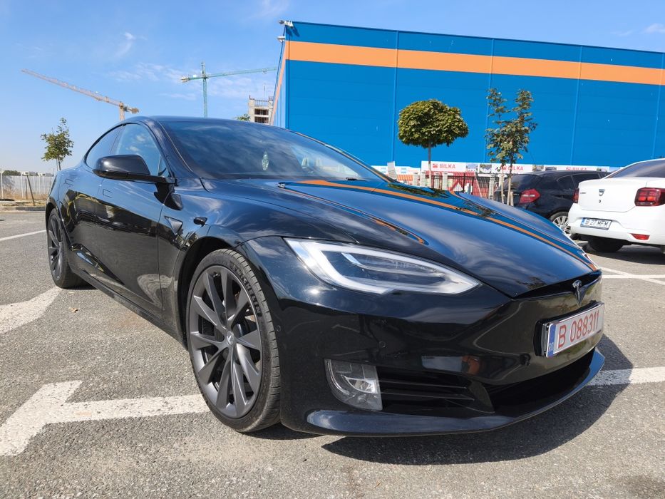 TESLA Model S 2020 — imagine 2