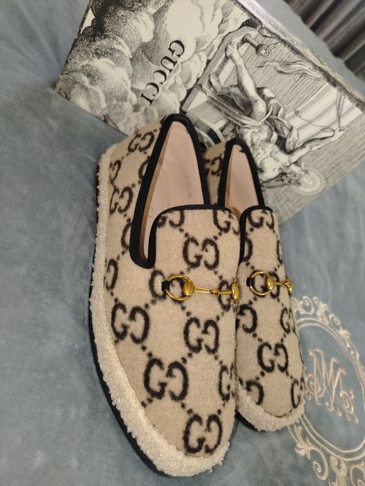 Женские лоферы Gucci