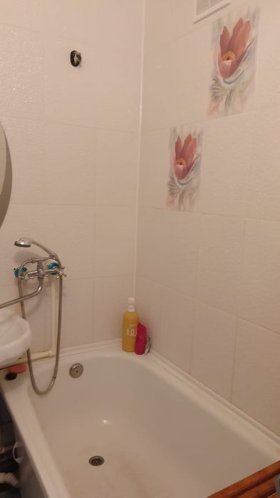 продам 2 комн.кв на Детсаде