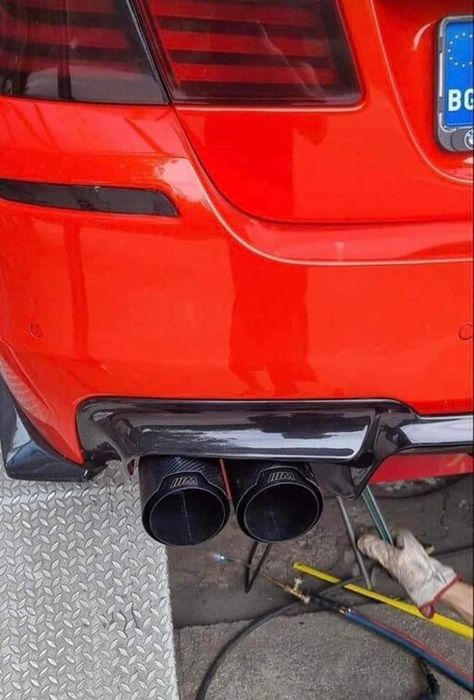 M Perfomance накрайници ауспух / M карбон E60 F10 E39 E46 E90 F32 F06