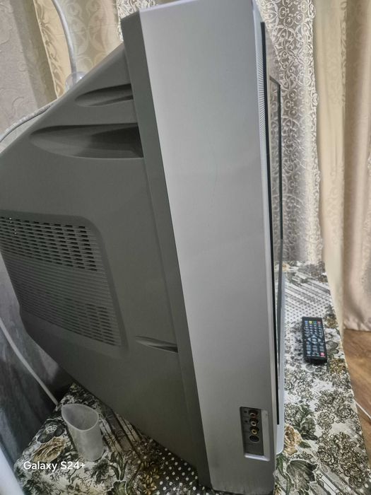 Телевизор Самсунг