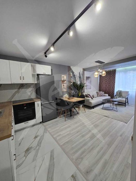 Продава се Тристаен апартамент в Пловдив, Захарна фабрика - 78 кв.м за 1045 €/кв.м - Снимка #2