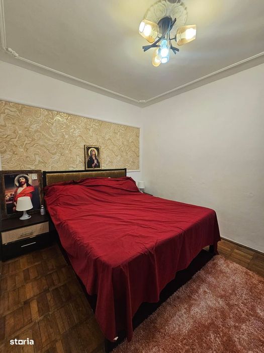 3 camere, zona Smirodava, etaj 1, mobilat și utilat, balcon