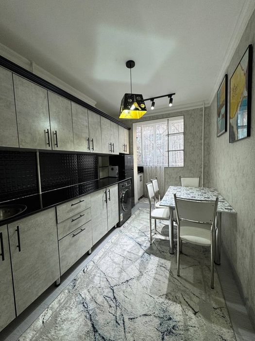 Продается 2-комнатная квартира