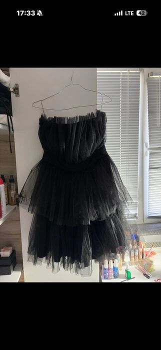 rochie de seara cu volane