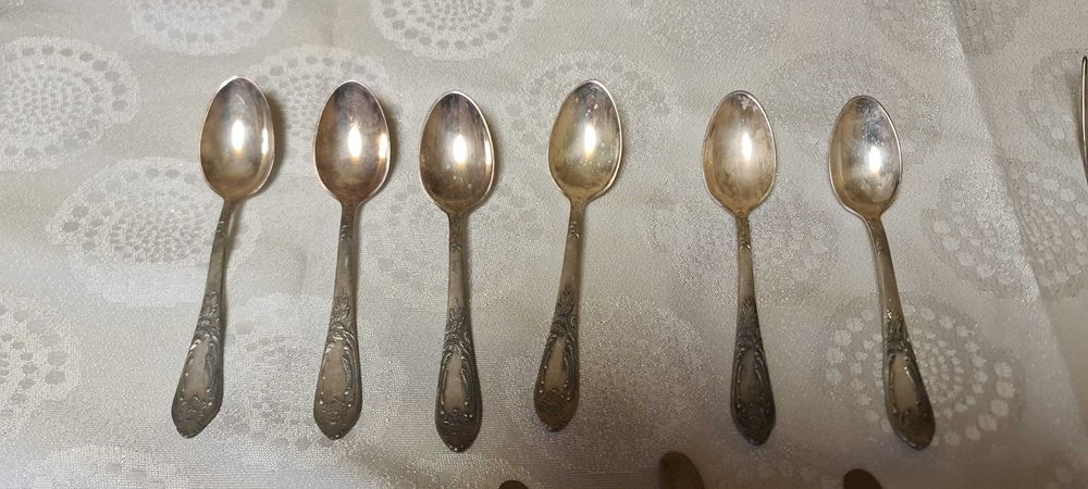 Set tacamuri placate cu argint