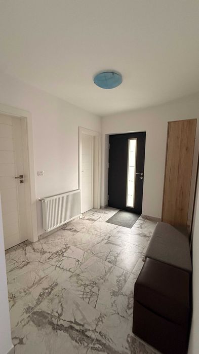 Inchiriez casa pe termen lung