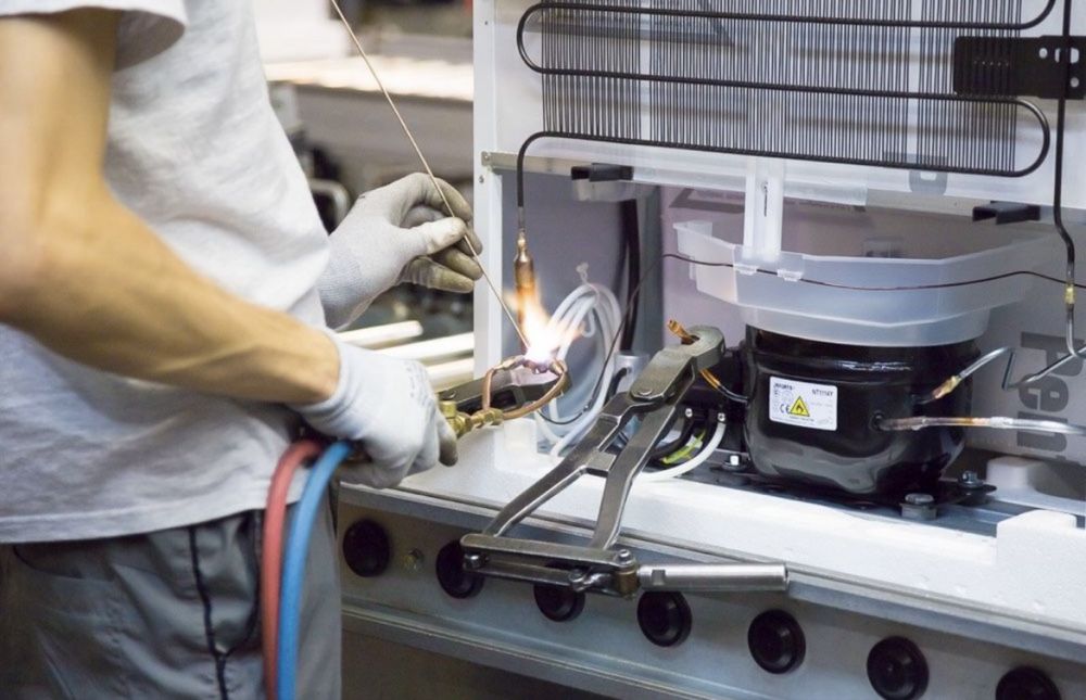 Ремонт холодильников