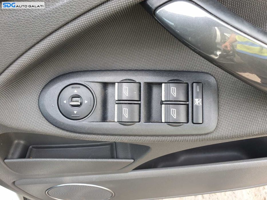 Consola Butoane Actionare Geamuri si Oglinzi Ford Kuga 1 2008 - 2013 [C7789]