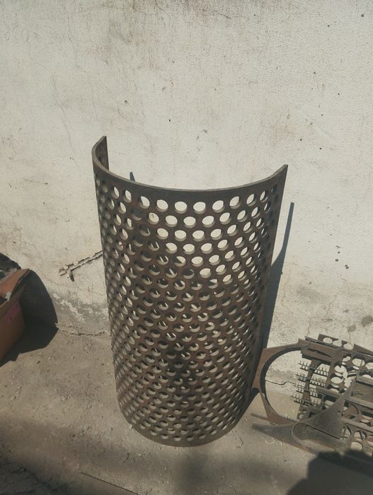 Изготовление сетки иножей для дробилок.