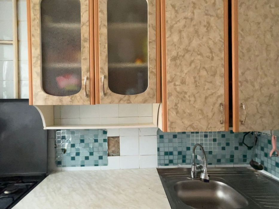 Кухонный шкаф и газ