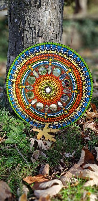 Изработка на ръчно направени Мандали