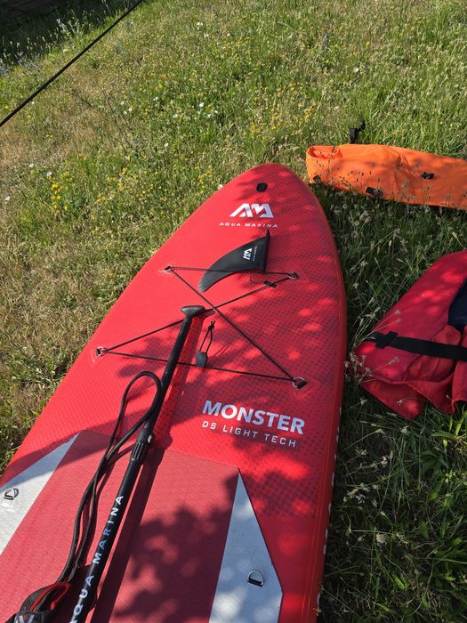 Închiriez placa SUP (Stand Up Paddle)