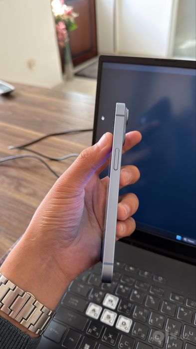 Iphone 14 holati yaxshi, hamma joyi radnoy