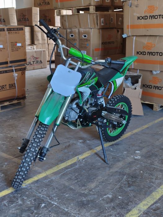 Cross 125cc nou doar că este dintr-un lot mai vechi