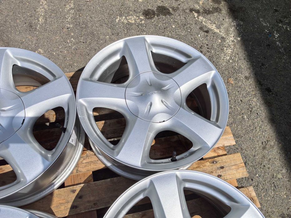 17 цола 6 х 139,7 мм Исузу - ОРИГИНАЛ /Тойота / Грейт Уол и други