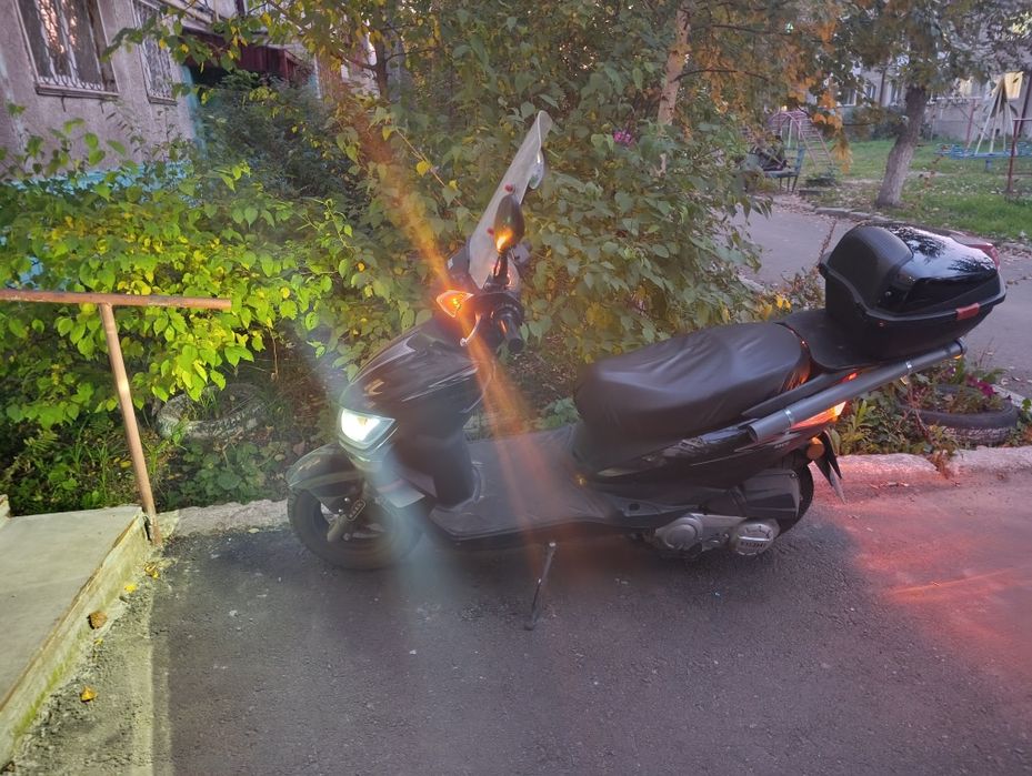 Продам скутер срочно